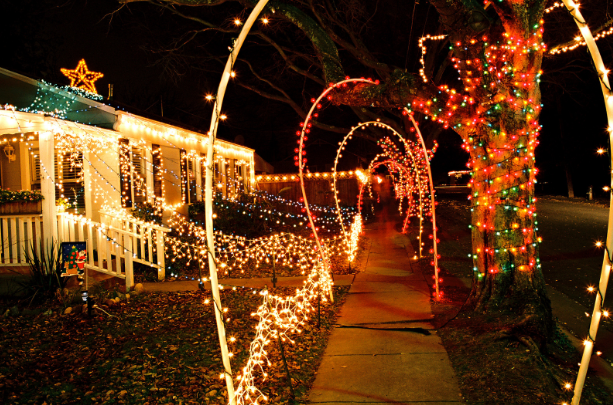 fence lighting installed in Sacramento, CA