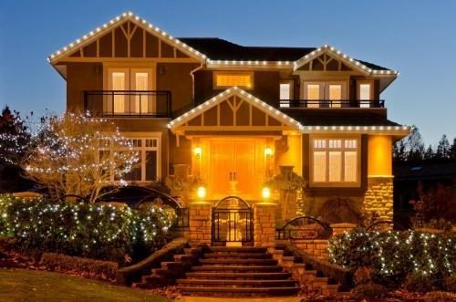 Residential Folsom Christmas light installation in Sacramento, CA