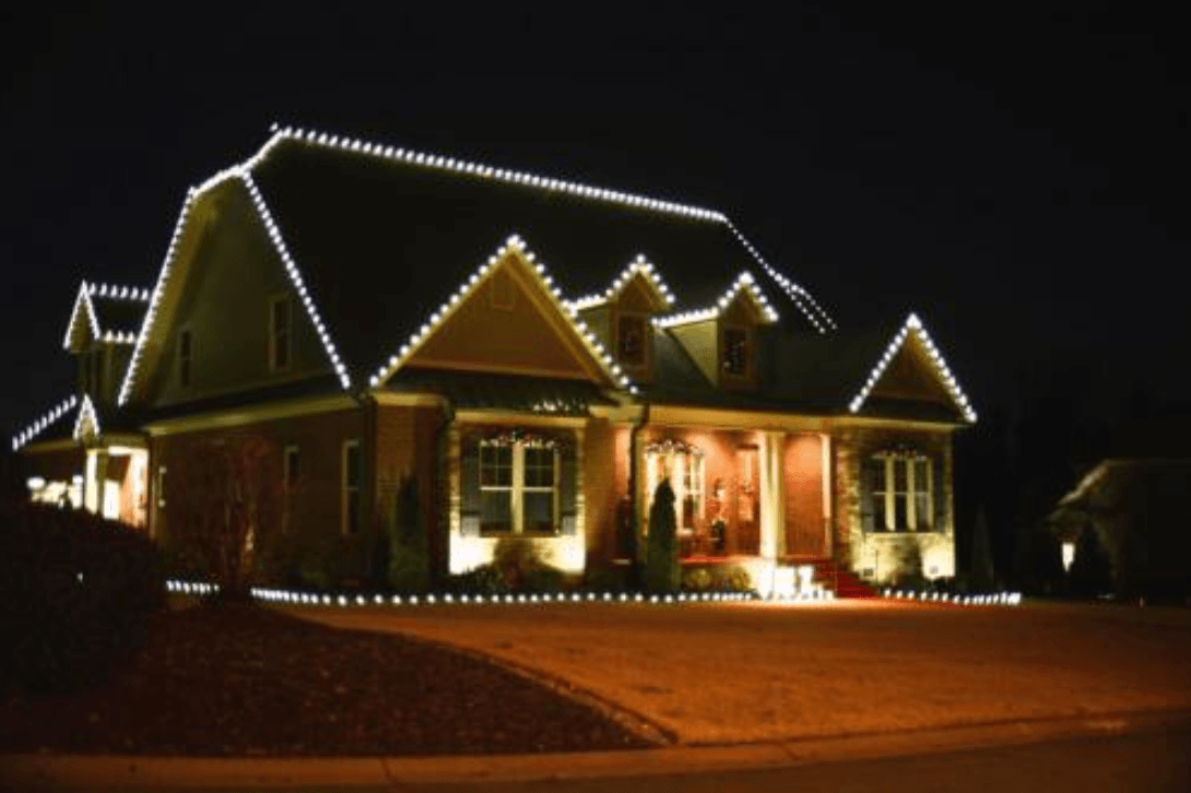 Christmas lights installed on a home, Antelope holiday lighting by Sac Xmas Light Installation